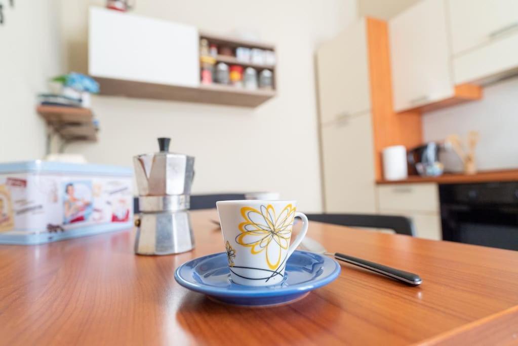 River Apartment - Affitti Brevi Italia レッコ エクステリア 写真