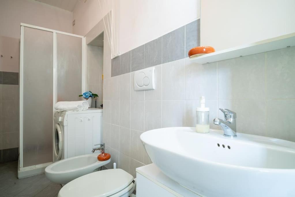 River Apartment - Affitti Brevi Italia レッコ エクステリア 写真